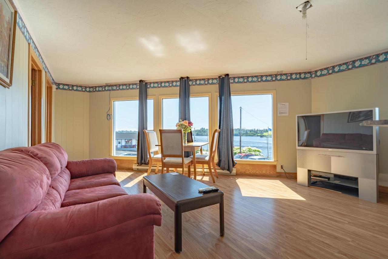 Novastar Motel On The Lake Yarmouth Esterno foto