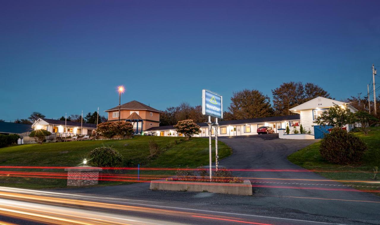 Novastar Motel On The Lake Yarmouth Esterno foto