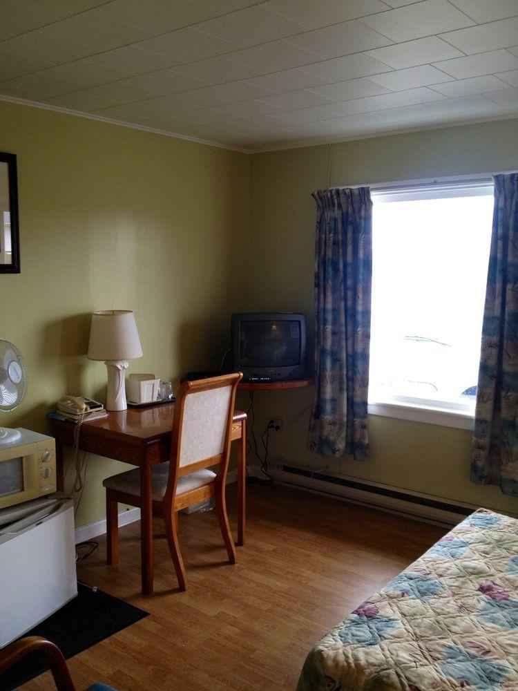 Novastar Motel On The Lake Yarmouth Esterno foto